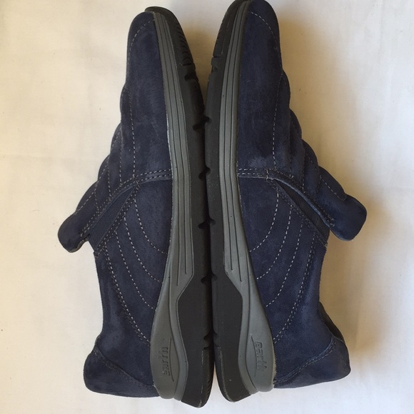 Earth Navy Suede Leather Slip On Loafer - Picture 4 of 7